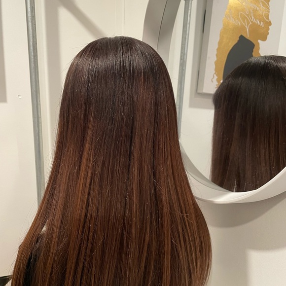 18" full bang wig with lace top. - Picture 3 of 6